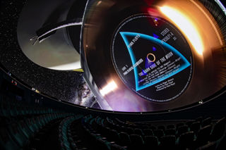 Vinyl Pink Floyd record on the fulldome as part of Dark Side of the Moon show